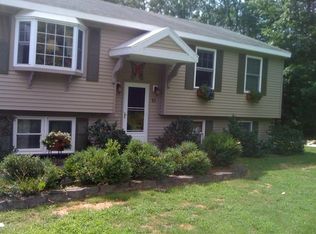 15 Georgetown Dr, Biddeford, ME 04005