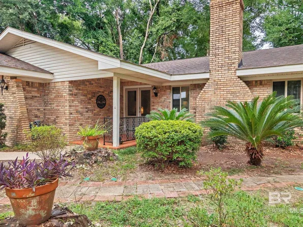 111 Windwood Cir, Daphne, AL 36526