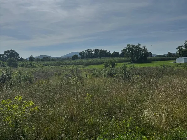 634 Beehive Rd #7, Hendersonville, NC 28792