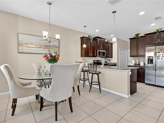 4th image of 10818 Alvara Point DR