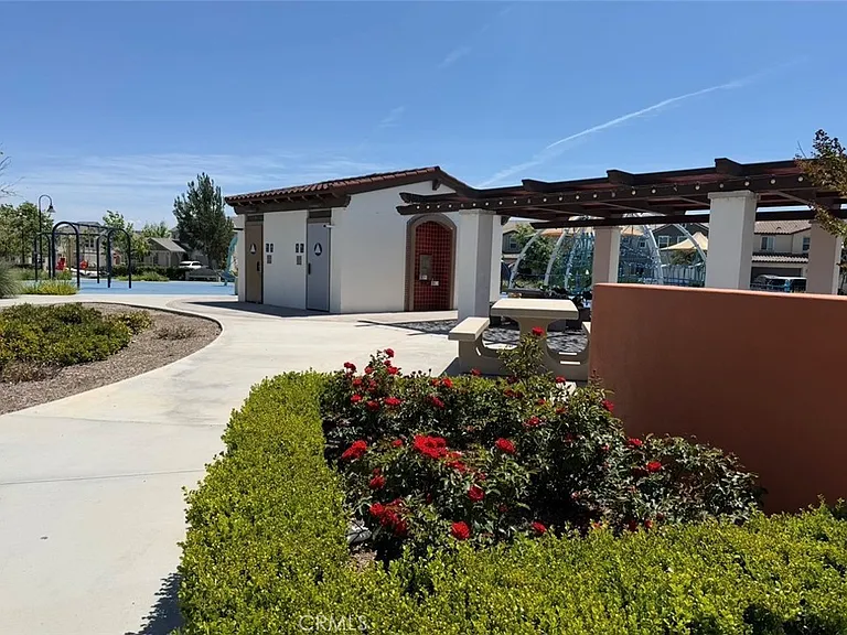 16458 Globetrotter St — Photo 48