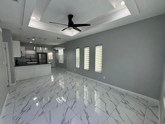 Unit Photo