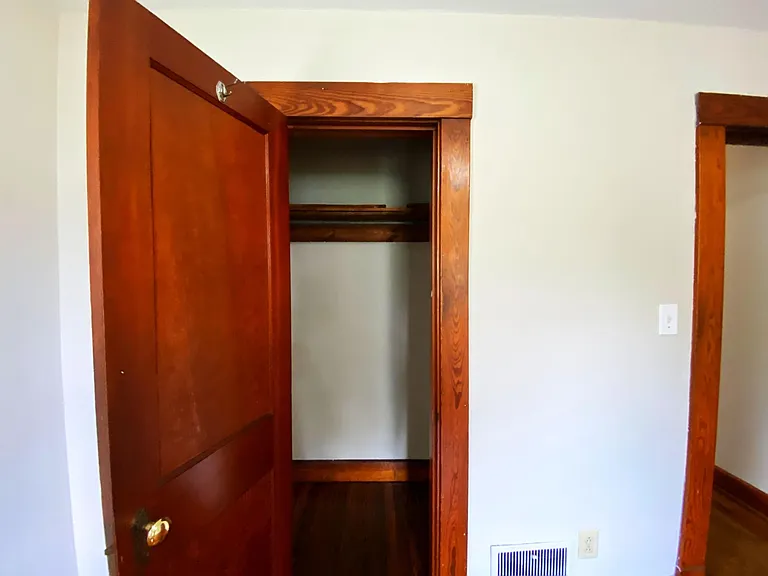 610 Sherwood Ave — Photo 19