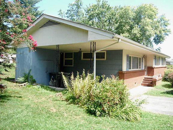 2nd image of 4621 Corbitt Dr