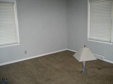 5th image of 21304 Beechwood Ave