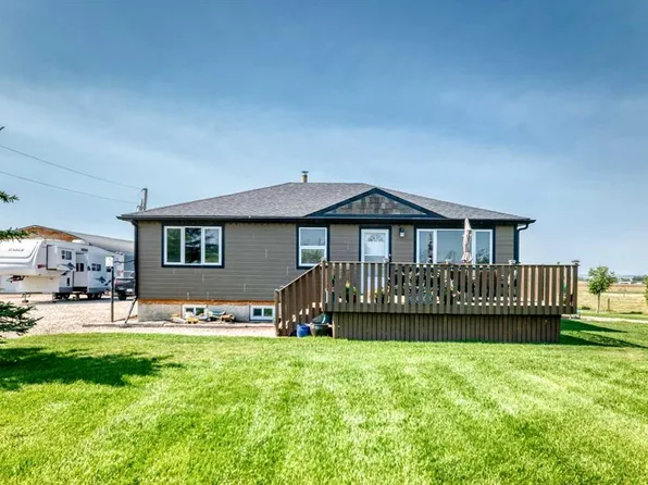 224004 S Range Road 233, Wheatland County, AB T0J 1N0