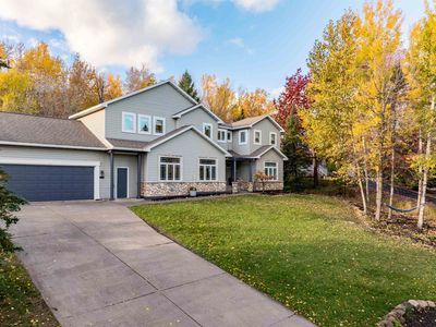 1123 Valley Dr, Duluth, MN, 55804