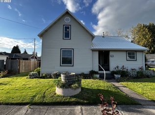 377 W Virginia St, Stayton, OR 97383