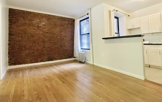 Rented by Bohemia Realty Group | media 10