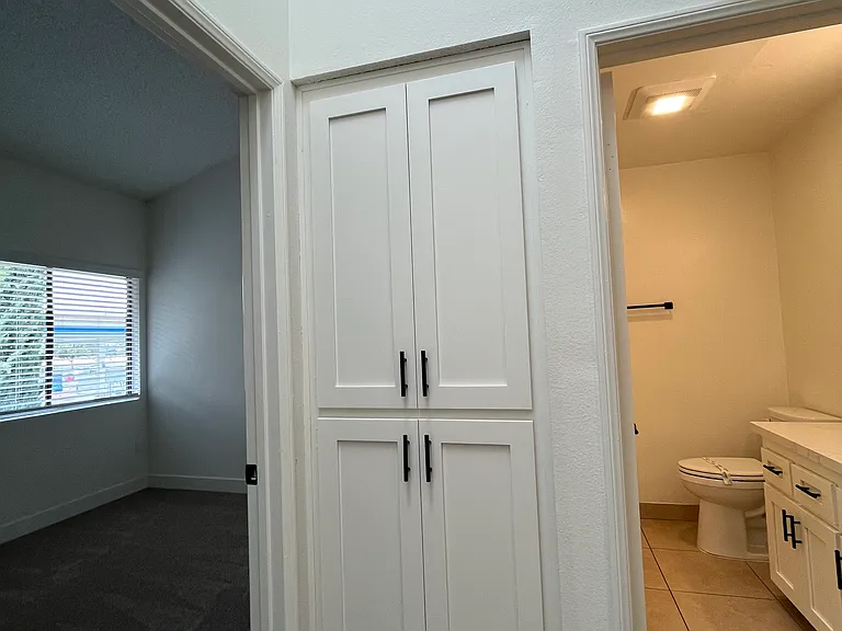 1216 E La Palma Ave — Photo 24