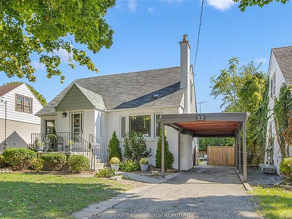 2nd image of 32 Kerr Ave