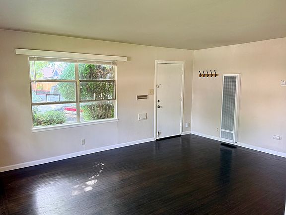 4th image of 2611 U St Unit A