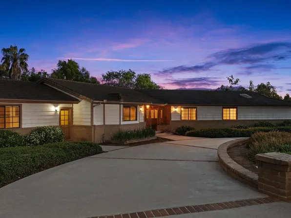 103 Alta Mesa Dr, Vista, CA 92084