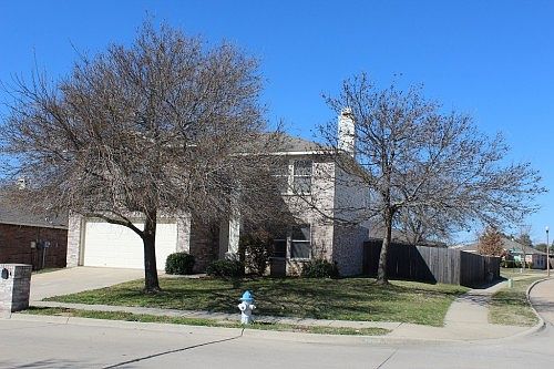 3rd image of 1221 Golden Sand Dr