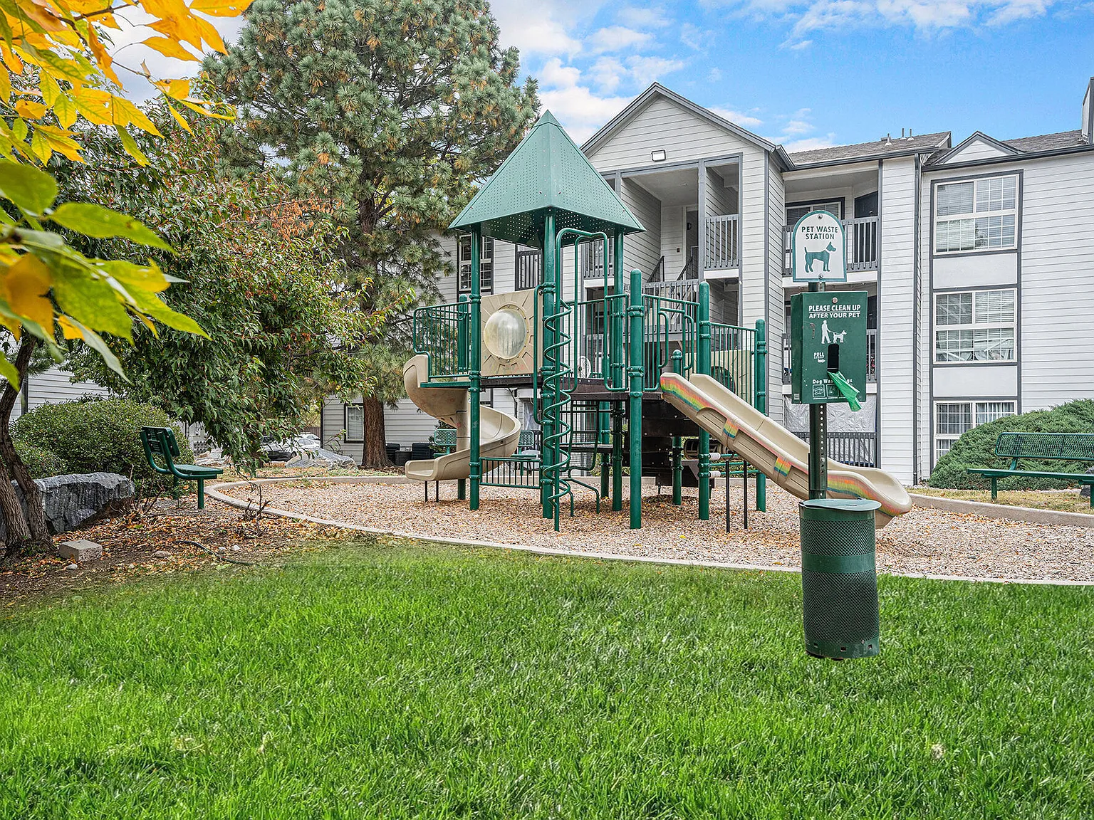 Oakdale Springs Apartments — Photo 1