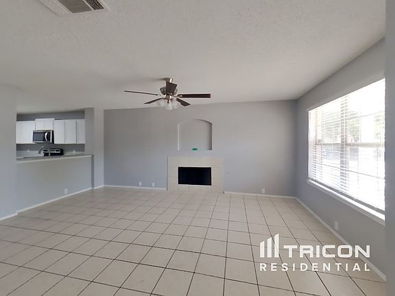 3rd image of 7191 Radcliff Dr