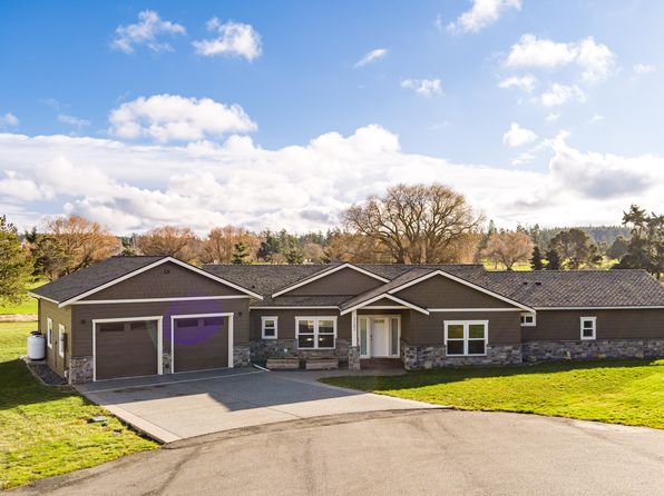 2282 Mulligan Way, Oak Harbor, WA 98277