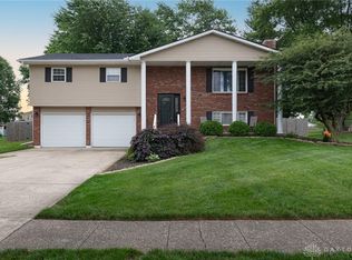 2081 El Camino Dr, Xenia, OH