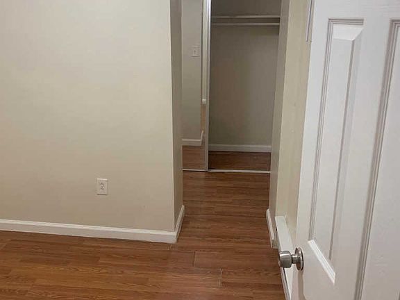 3rd image of 2526 W Montgomery Ave