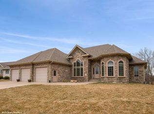 2205 NW Gabus Dr, Grimes, IA 50111