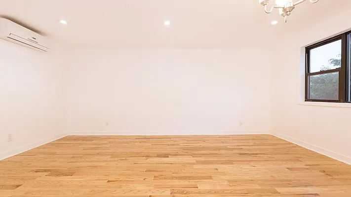 Rented by Nooklyn NYC LLC | media 9
