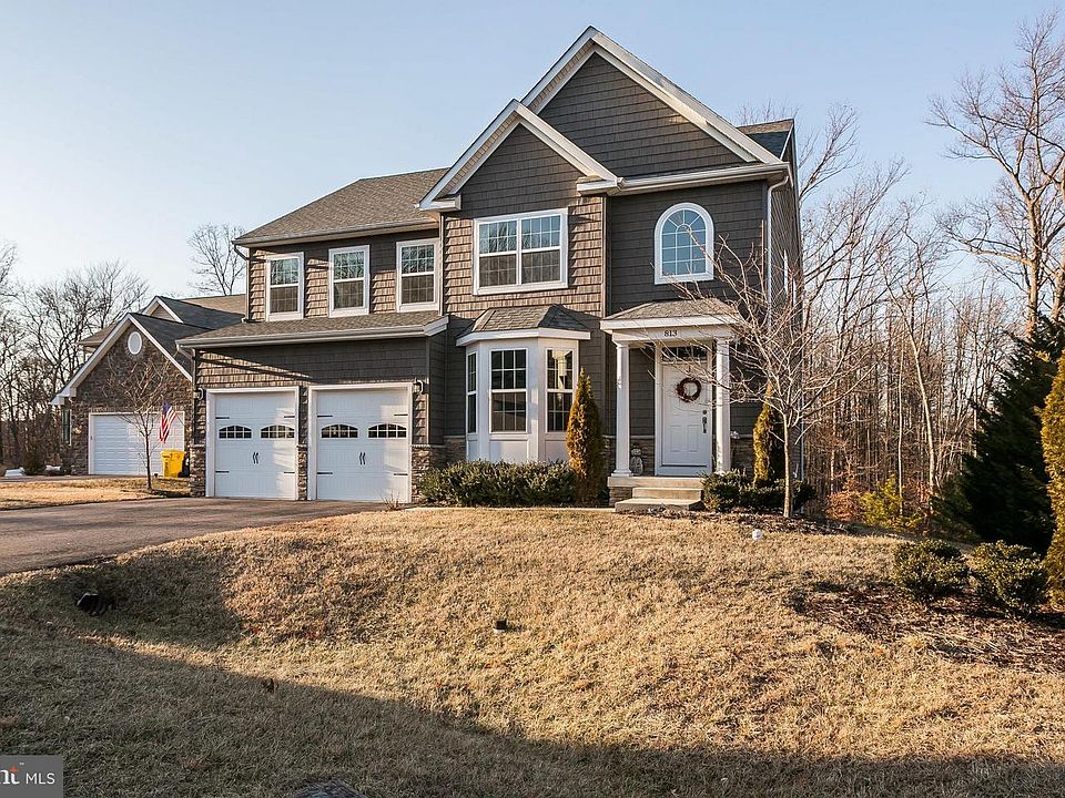 1st image of 813 Cortland Ct