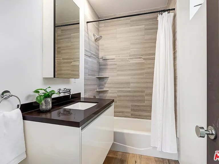3256 Cabrillo Blvd — Photo 12