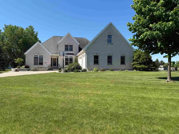 4447 Harbor Village Dr, Omro, WI 54963