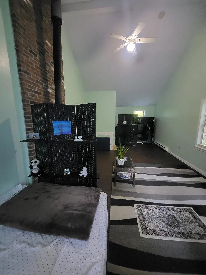 3 bed, 1892 sqft, $3,400 — Photo 2