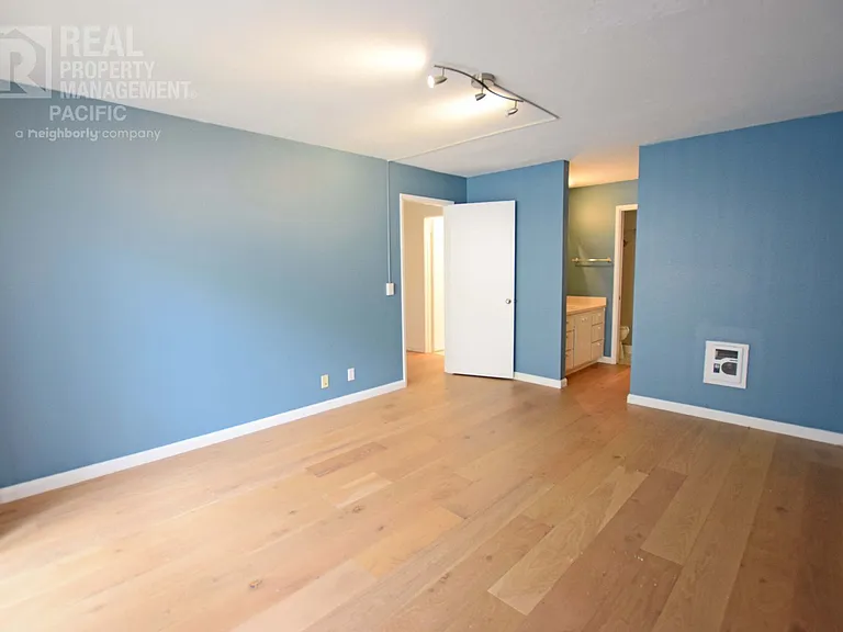 5335 Broadway Ter #305 — Photo 15