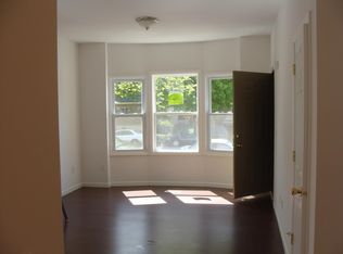 6321 24th Ave APT 2, Kenosha, WI 53143