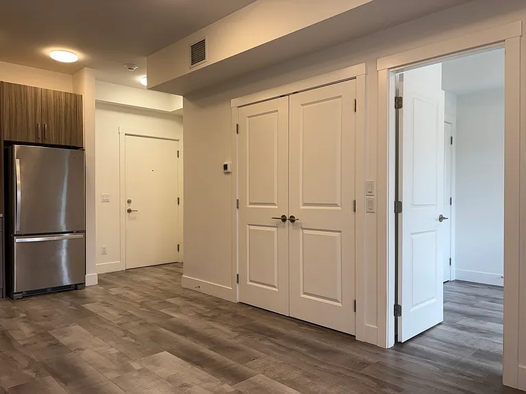 320 Mills Rd #13 — Photo 11