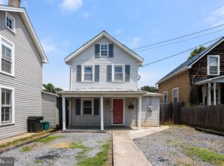 55 W Dahlgren St, Greencastle, PA 17225