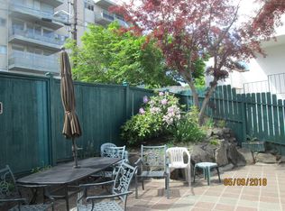 2000 Waverly Pl N APT 7, Seattle, WA 98109