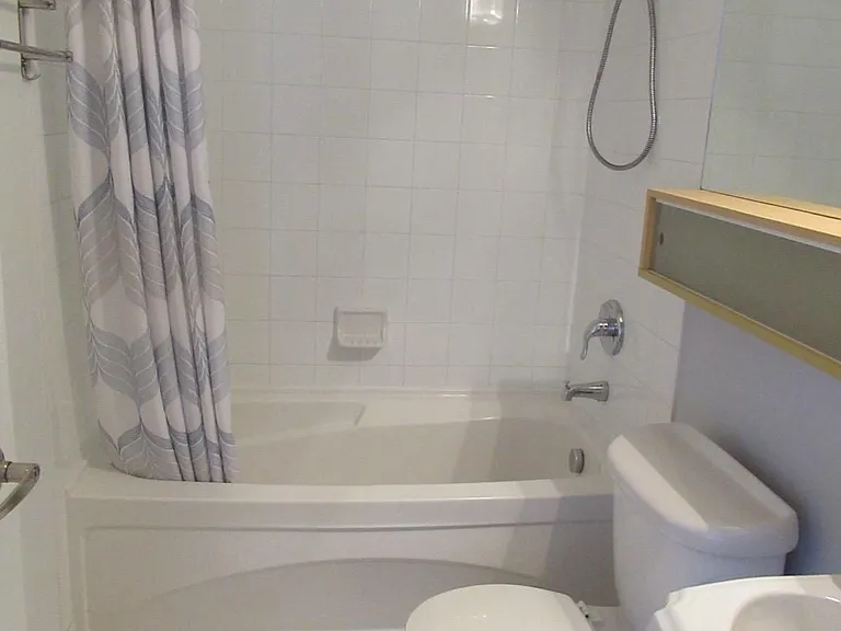 85 Bloor St E #1808 — Photo 17
