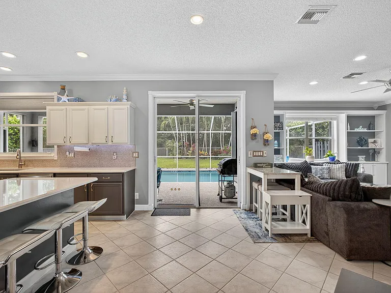 3738 Old Lighthouse Cir #SEASON RENTAL — Photo 23