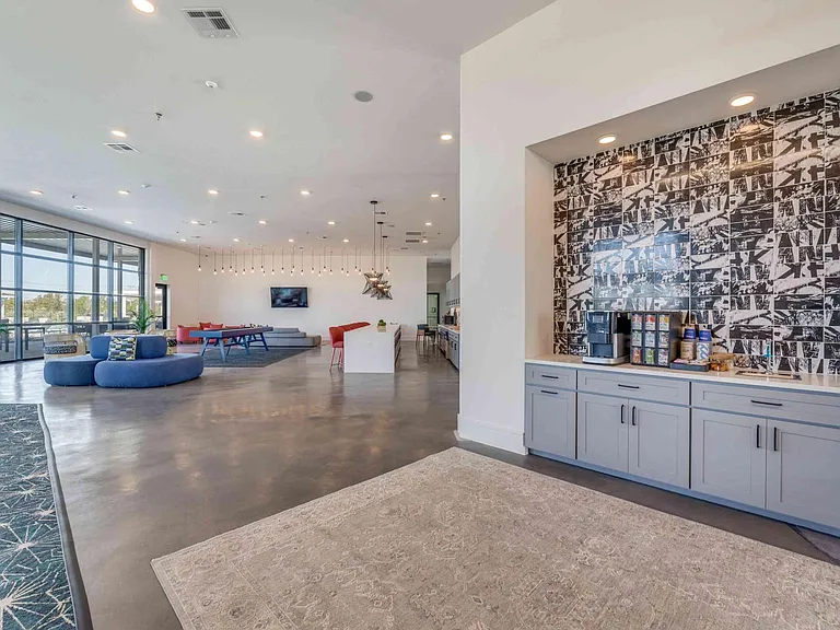 5540 Sofia Pl — Photo 39