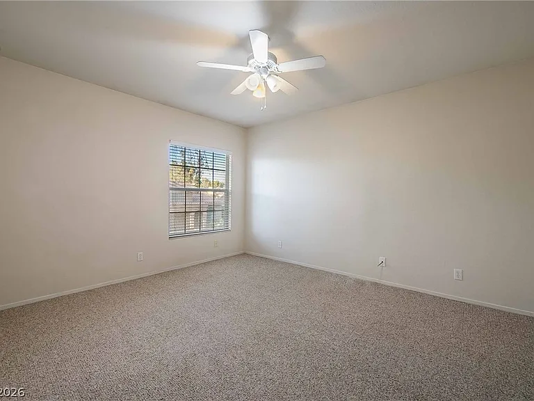 2815 Dawn Crossing Dr — Photo 19