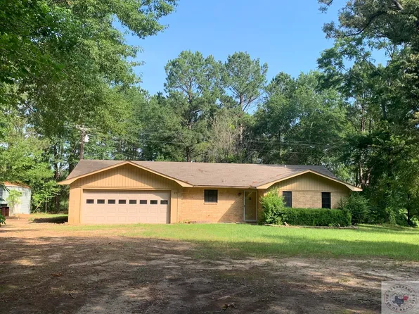 93 County Road 3663, Queen City, TX 75572