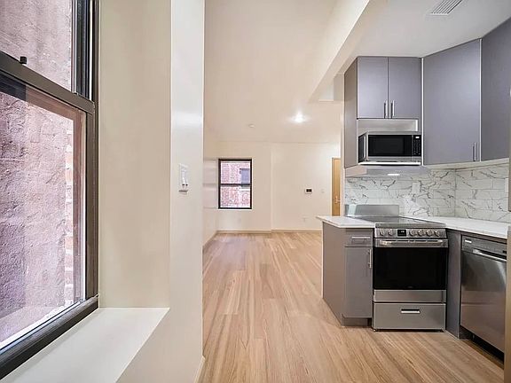 5th image of 6 E 132nd St #5E