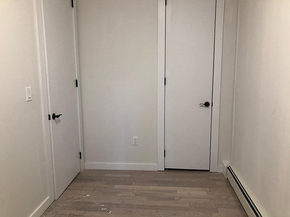 5th image of 22 Gifford Ave APT 43