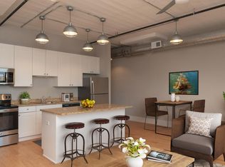 3141 N. Sheffield, Chicago, IL 60657