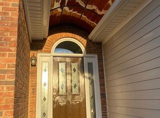 11 Churchfield Ct, Greer, SC 29651