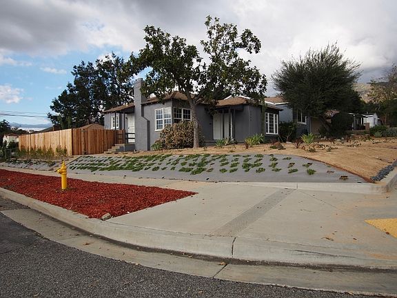 2nd image of 2777 Fair Oaks Ave