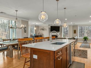 32 Willey Creek Rd #102, Exeter, NH 03833