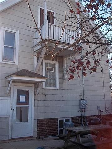 2nd image of 3722-3722A E Martin Ave