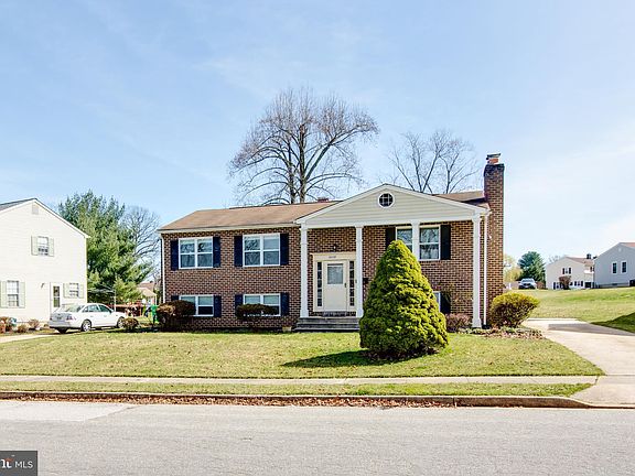 3rd image of 6436 Clifton Forge Cir