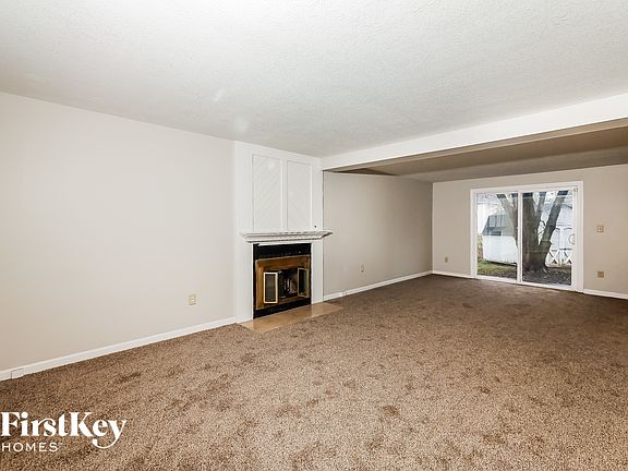 5th image of 906 Woodlark Dr