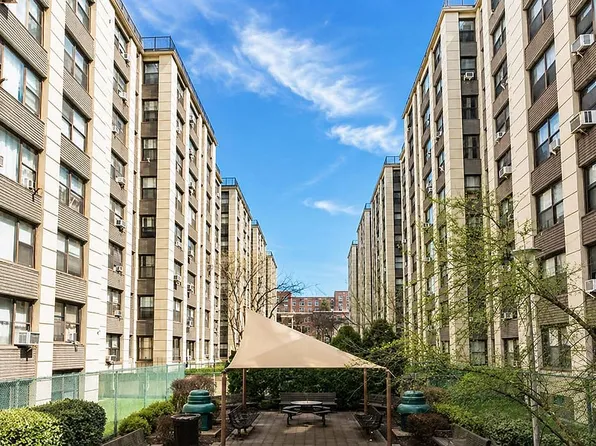 98-09 64th Rd #3D, Rego Park, NY 11374