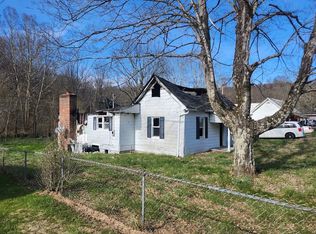 217 Old Quarry Rd, Saltville, VA 24370